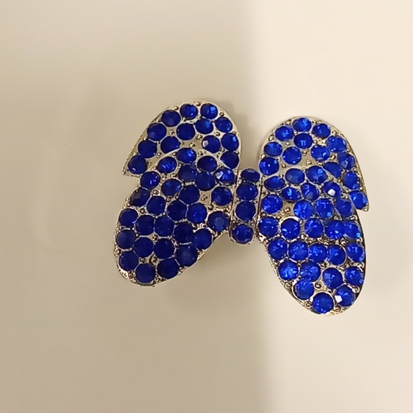 Big Bow Pin - Picture 3 of 4